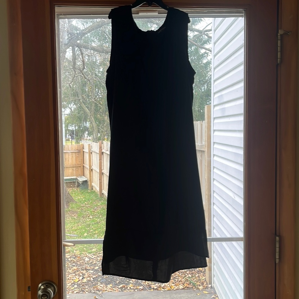 Kenneth Cole black flowy dress